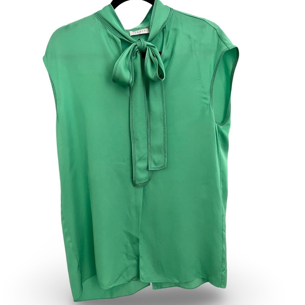 Paris Made Sandro Green Sleeveless 100%Silk Tie Front Blouse